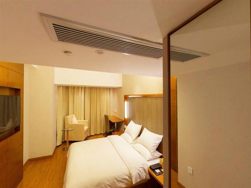 Ji Hotel Shanghai Yan An Road Branch Exterior foto